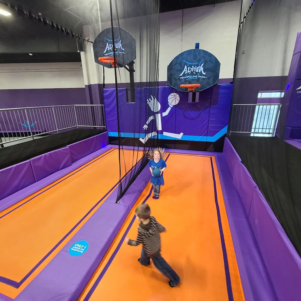 Altitude Trampoline Park 4